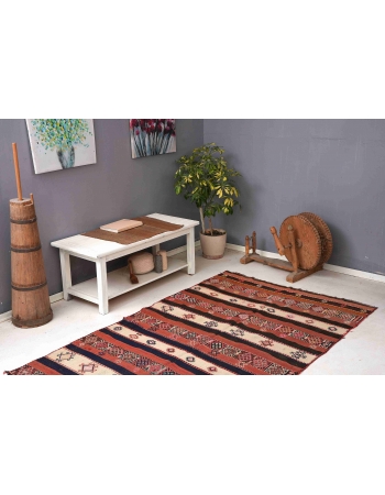 Vintage Embroidered Decorative Kilim Rug - 4`8″ x 7`9″
