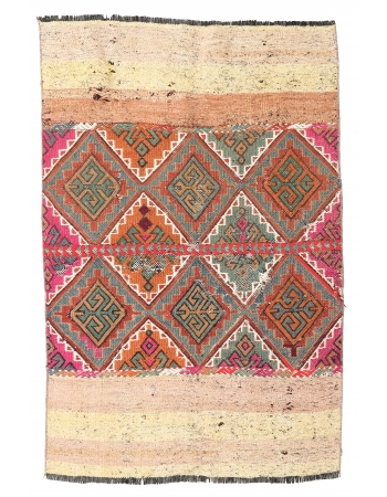 Vintage Colorful Small Kilim Rug - 3`1″ x 4`9″