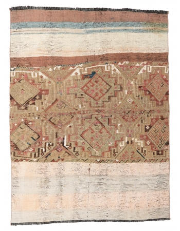 Vintage Embroidered Turkish Kilim Rug - 3`9″ x 5`1″