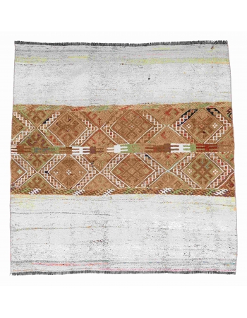 Embroidered Vintage Turkish Kilim Rug - 3`11″ x 4`6″