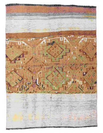 Vintage Embroidered Turkish Kilim Rug - 3`9″ x 5`1″