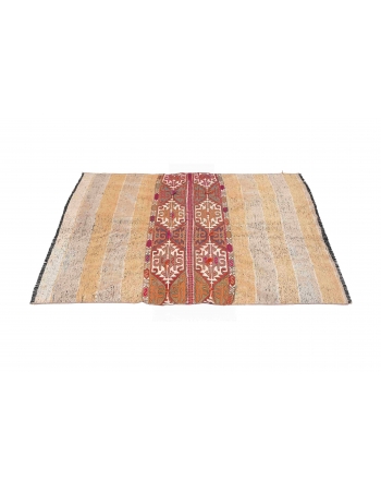 Vintage Decorative Small Kilim Rug - 3`11″ x 5`5″