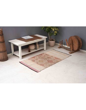 Vintage Washed Out Kilim Rug - 2`7″ x 4`11″