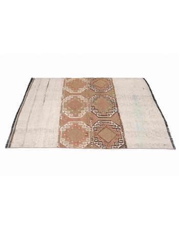 Vintage Modern Small Kilim Rug - 4`1″ x 5`3″
