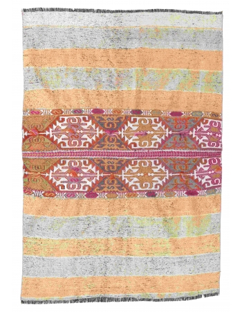 Vintage Decorative Small Kilim Rug - 3`11″ x 5`5″