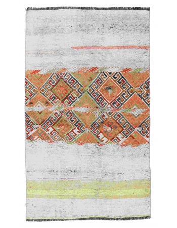 Vintage Decorative Turkish Kilim Rug - 3`1″ x 5`2″