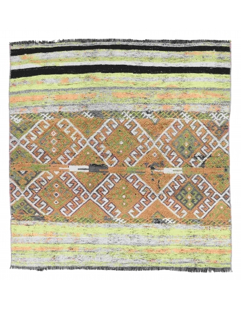 Vintage Turkish Small Kilim Rug - 3`4″ x 3`9″