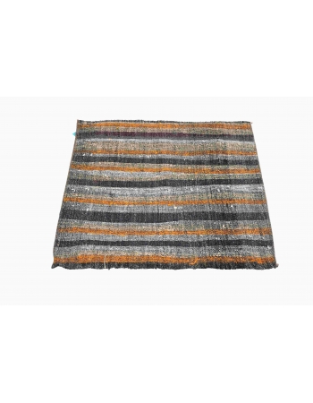 Mini Vintage Rag Rug - 2`4″ x 2`7″
