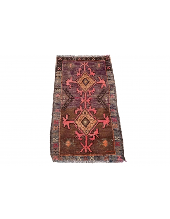 Vintage Mini Decorative Rug - 1`9″ x 3`8″
