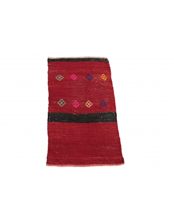 Red Vintage Mini Kilim Rug - 1`5″ x 2`8″