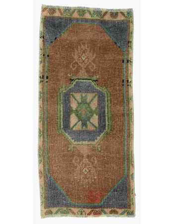 Vintage Mini Wool Rug - 1`5″ x 2`11″