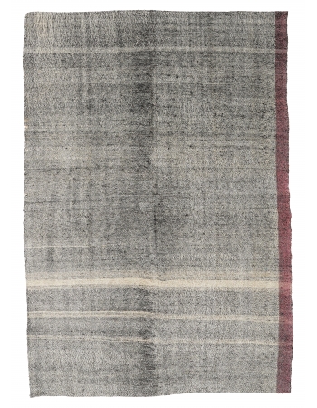 Gray Vintage Turkish Kilim Rug - 5`11″ x 8`11″ Gray Vintage Turkish Kilim Rug - 5`11″ x 8`11″