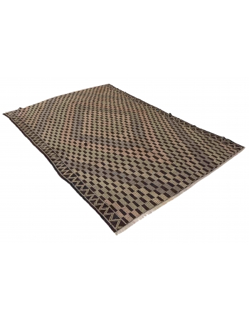 Embroidered Vintage Kilim Rug - 5`9″ x 8`7″