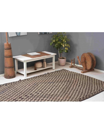 Embroidered Vintage Kilim Rug - 5`9″ x 8`7″