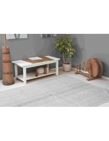 Gray Vintage Turkish Kilim Rug - 5`9″ x 7`9″