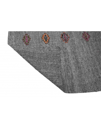 Embroidered Gray Vintage Kilim Rug - 6`8″ x 8`4″
