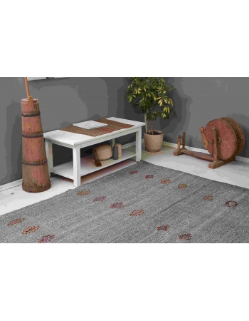 Embroidered Gray Vintage Kilim Rug - 6`8″ x 8`4″